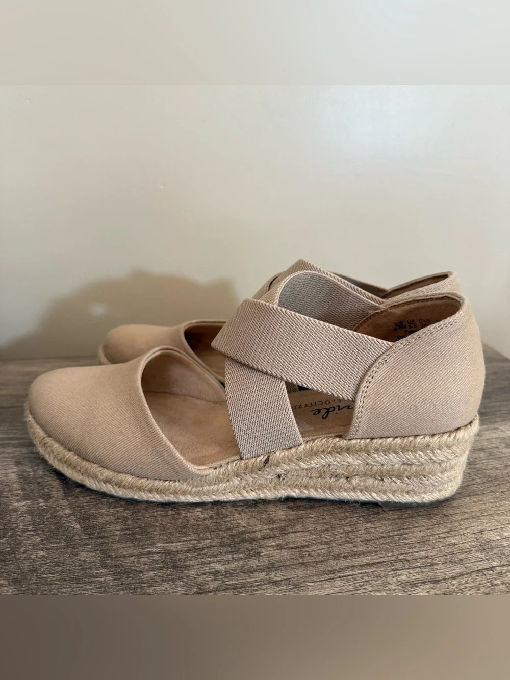 Life Stride Velocity 2.0 Keaton Espadrille Wedges Shoes Beige Canvas Sz 8.5 Boho